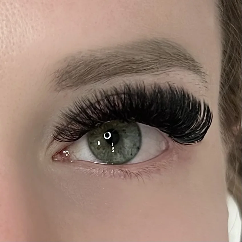 Russian volume lash set — K Beauty House client
